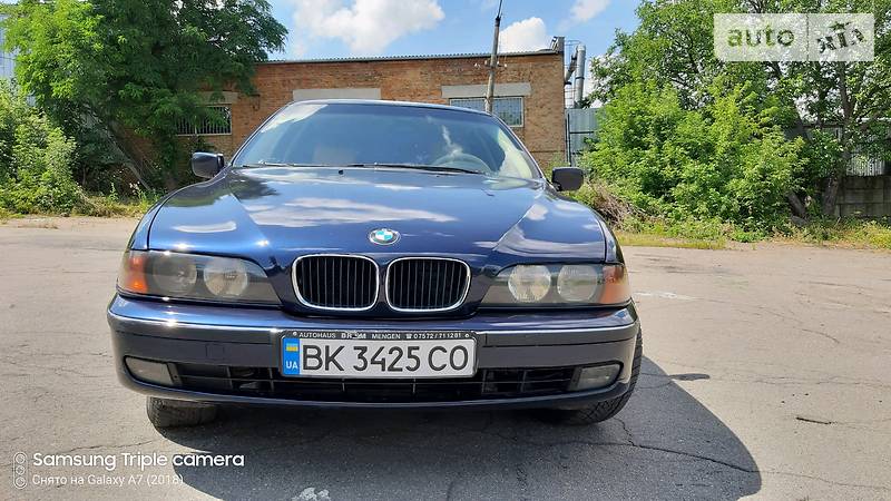 Седан BMW 5 Series 2000 в Рівному