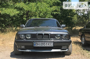 Седан BMW 5 Series 1983 в Одессе