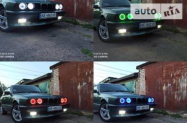 Седан BMW 5 Series 1989 в Кривом Роге