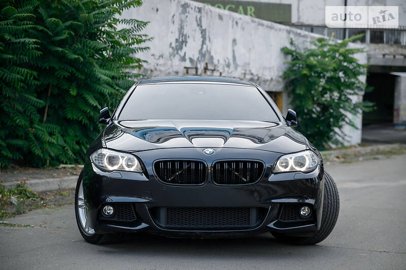 Седан BMW 5 Series 2011 в Дніпрі