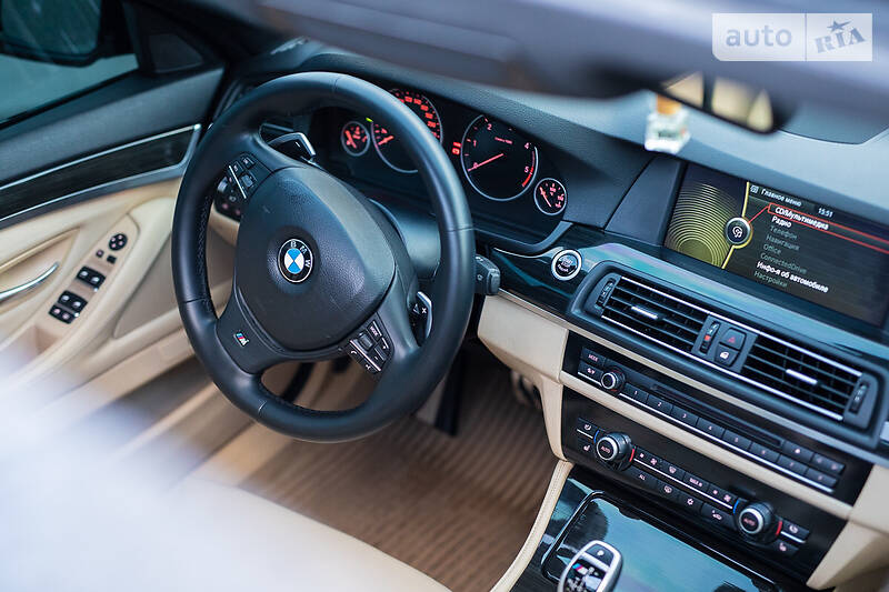 Седан BMW 5 Series 2011 в Дніпрі