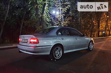 Седан BMW 5 Series 2001 в 