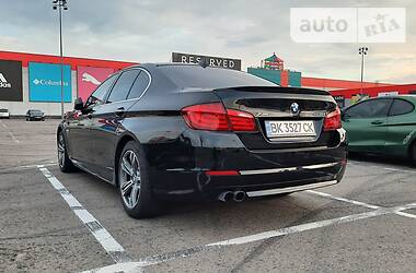 Седан BMW 5 Series 2013 в 