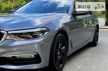 Седан BMW 5 Series 2017 в Киеве