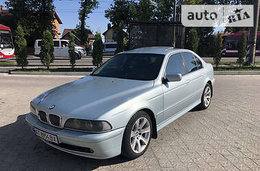 Седан BMW 5 Series 2000 в Ивано-Франковске