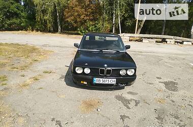 Седан BMW 5 Series 1986 в Пирятине