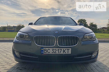 Седан BMW 5 Series 2011 в Львове