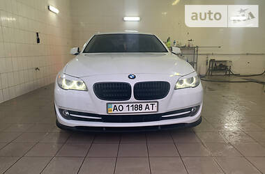 Седан BMW 5 Series 2012 в Ужгороде