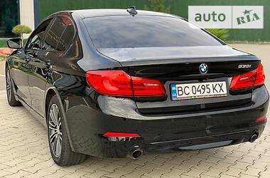 Седан BMW 5 Series 2018 в Киеве