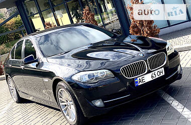 Седан BMW 5 Series 2011 в Днепре