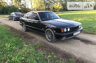 Седан BMW 5 Series 1989 в Гайсине