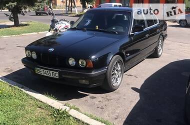 Седан BMW 5 Series 1989 в Гайсине