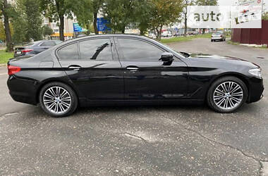 Седан BMW 5 Series 2018 в Львове