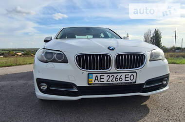Седан BMW 5 Series 2014 в Томаковке