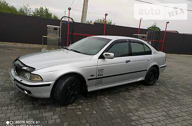 Седан BMW 5 Series 1999 в Яворове