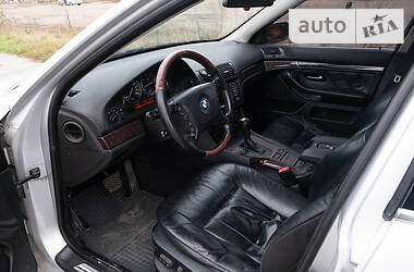 Седан BMW 5 Series 2003 в Тернополе