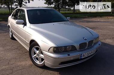 Седан BMW 5 Series 2001 в Володимир-Волинському