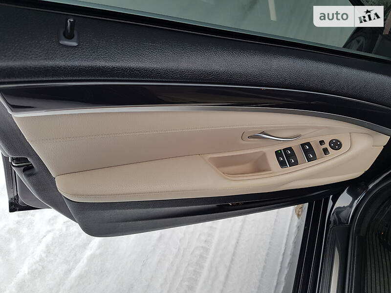 Седан BMW 5 Series 2012 в Сєверодонецьку