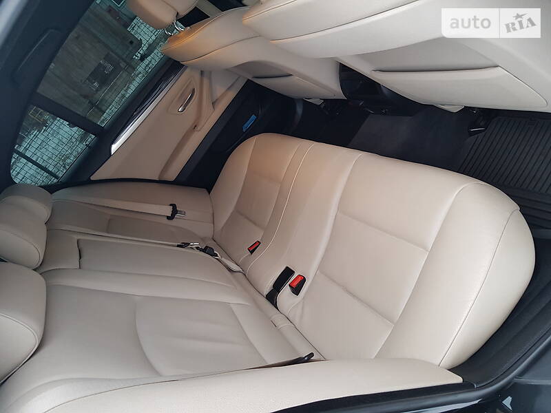 Седан BMW 5 Series 2012 в Сєверодонецьку