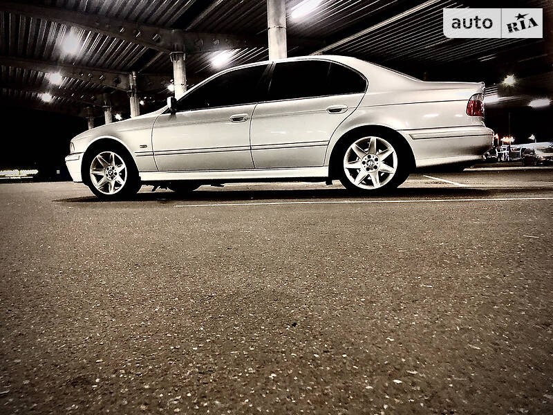 Седан BMW 5 Series 2002 в Киеве фото 179 Седан BMW 5 Series 2002 в Киеве