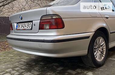 Седан BMW 5 Series 1999 в Дубровице
