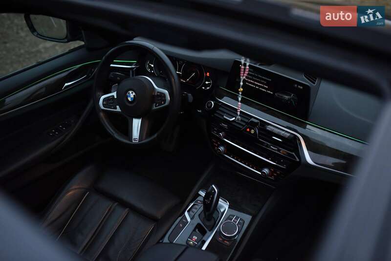 Седан BMW 5 Series 2018 в Ивано-Франковске