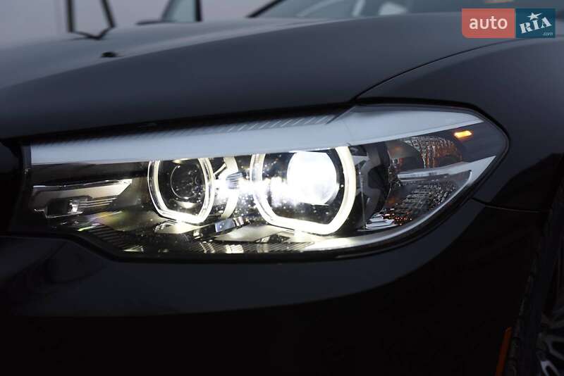 Седан BMW 5 Series 2018 в Ивано-Франковске