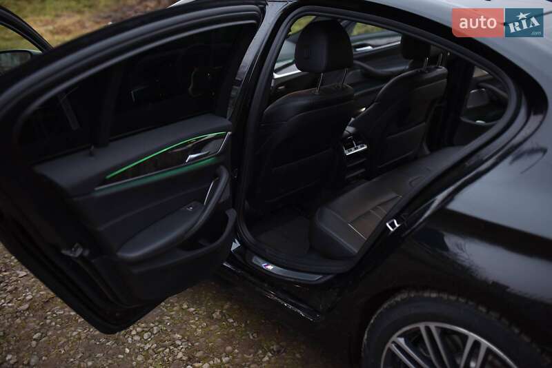 Седан BMW 5 Series 2018 в Ивано-Франковске