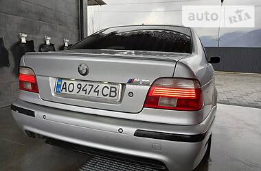 Седан BMW 5 Series 2000 в Іршаві