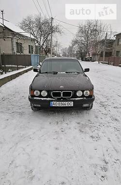 Седан BMW 5 Series 1995 в Тячеві