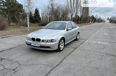 Седан BMW 5 Series 2000 в Горишних Плавнях