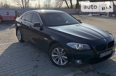 Седан BMW 5 Series 2011 в Снятине