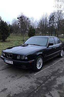 Седан BMW 5 Series 1989 в Ровно