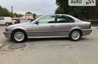 Седан BMW 5 Series 1999 в Львове