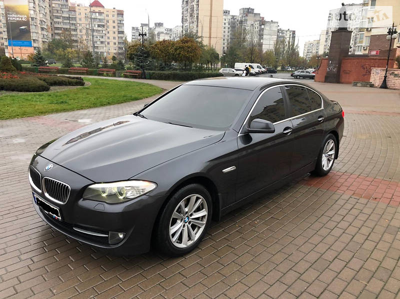 Седан BMW 5 Series 2010 в Киеве