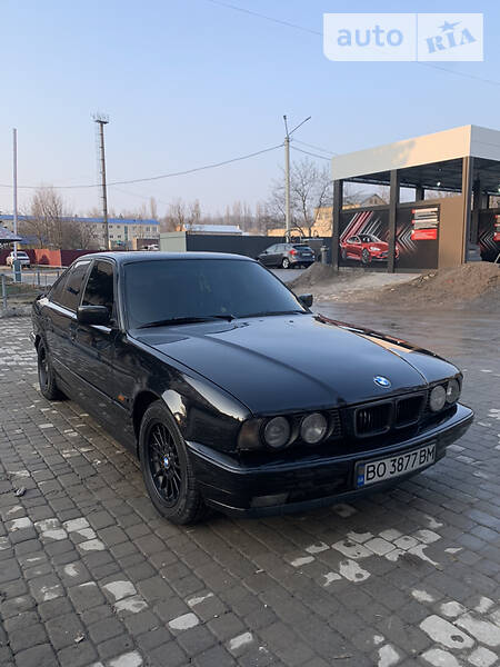 Седан BMW 5 Series 1995 в Тернополі