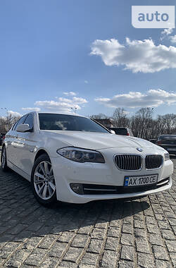 Седан BMW 5 Series 2011 в Харькове