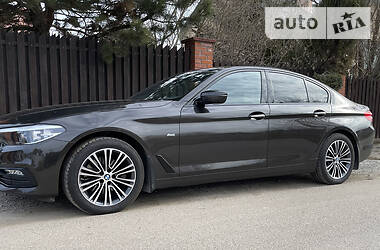 Седан BMW 5 Series 2017 в Львове