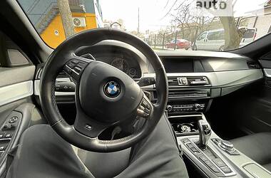 Седан BMW 5 Series 2013 в Львові