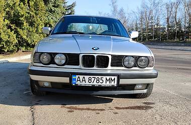 Седан BMW 5 Series 1990 в Києві