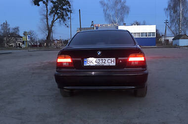 Седан BMW 5 Series 2001 в Остроге