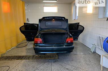 Седан BMW 5 Series 1995 в Одессе