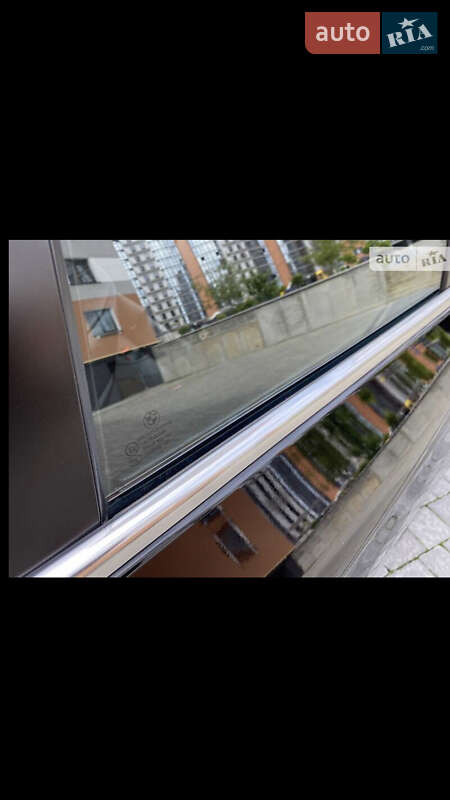 Седан BMW 5 Series 2011 в Івано-Франківську