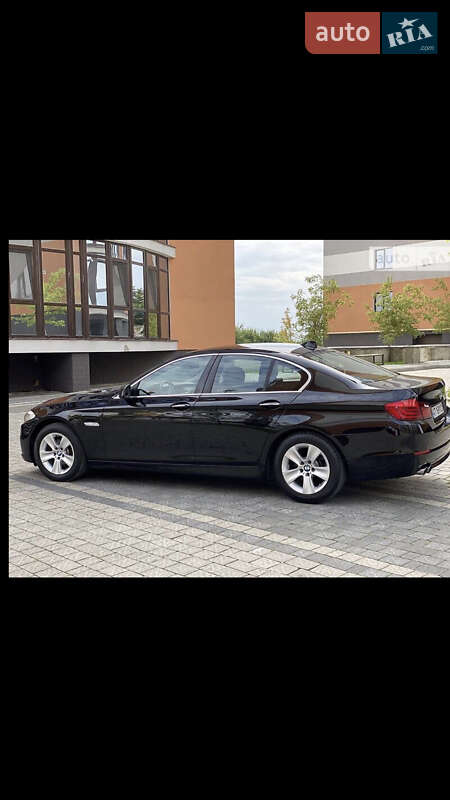 Седан BMW 5 Series 2011 в Івано-Франківську