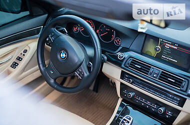 Седан BMW 5 Series 2011 в Днепре