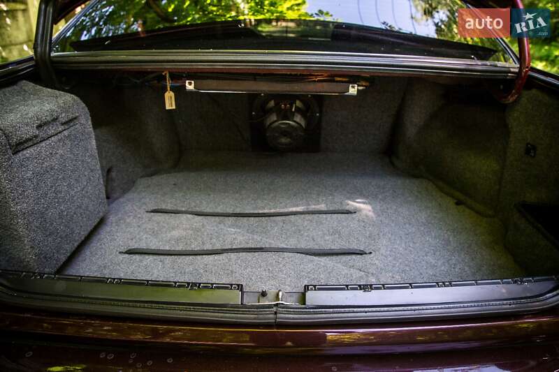 Седан BMW 5 Series 1992 в Виннице