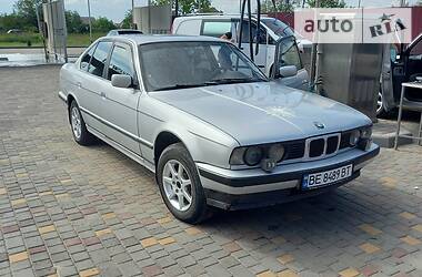 Седан BMW 5 Series 1993 в Николаеве