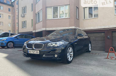 Седан BMW 5 Series 2016 в Киеве