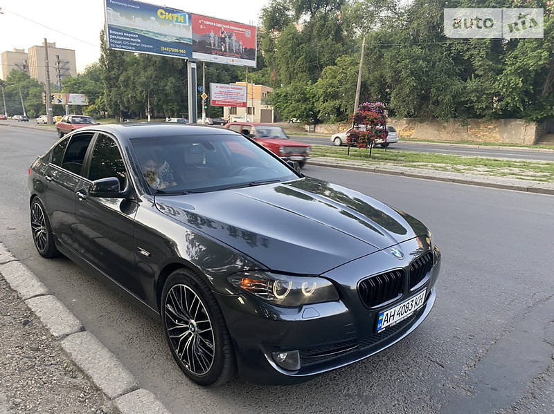 Седан BMW 5 Series 2010 в Одессе