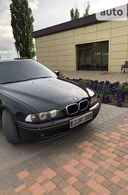 Седан BMW 5 Series 2002 в Купянске
